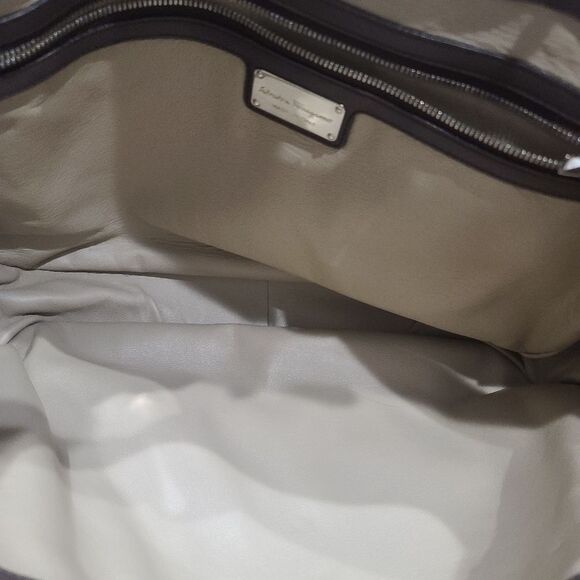 Salvatore Ferragamo Large Handbag - Picture 4 of 7